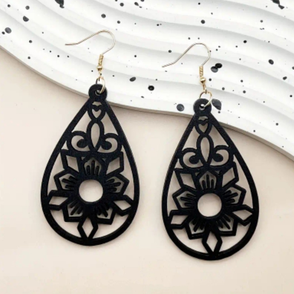 🌷5 For $15🌷 Wooden Vintage Inspired Boho Hook & Dangle Earrings